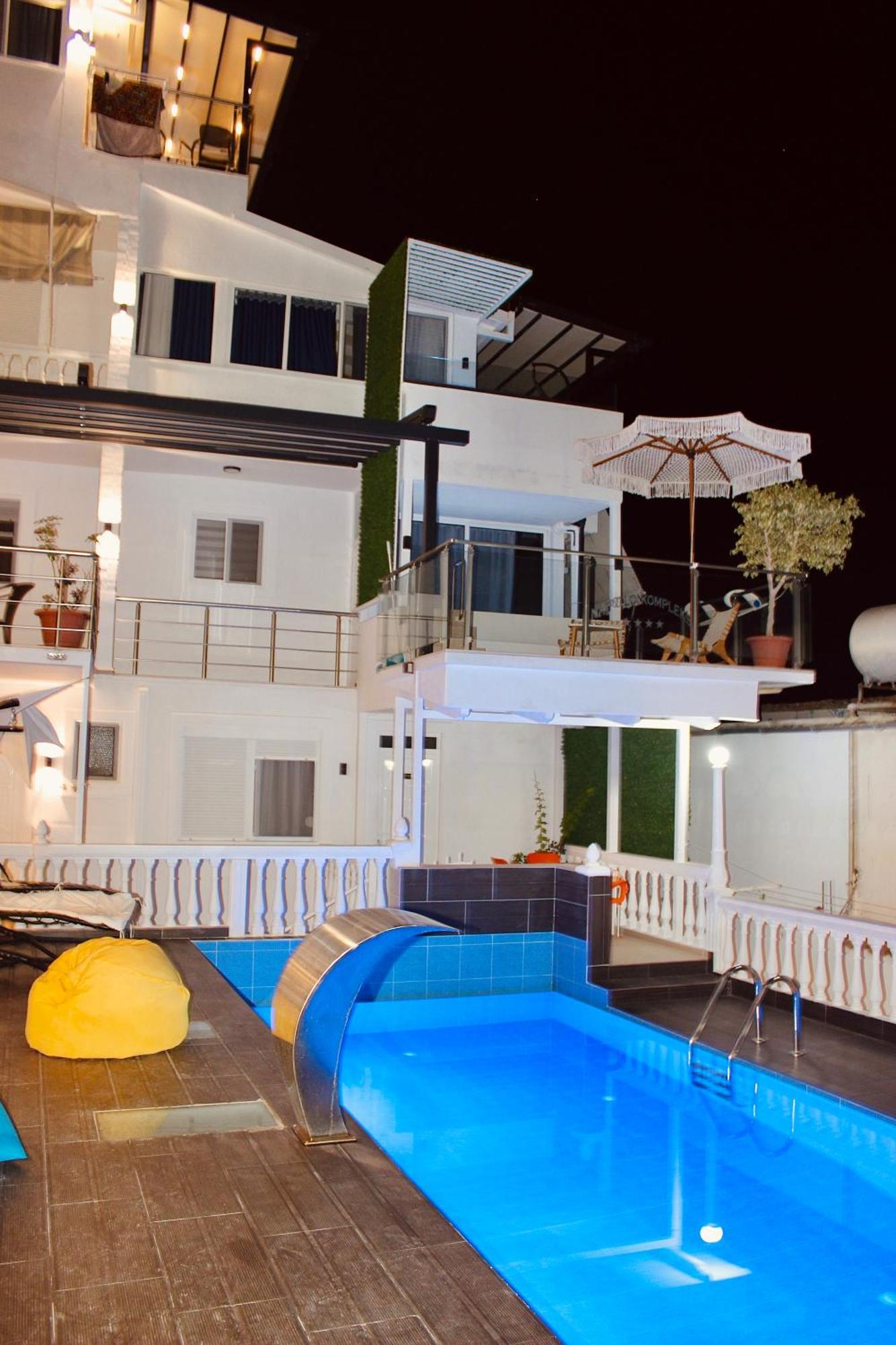 Hotel Qeparo Napolon Complex Exterior foto
